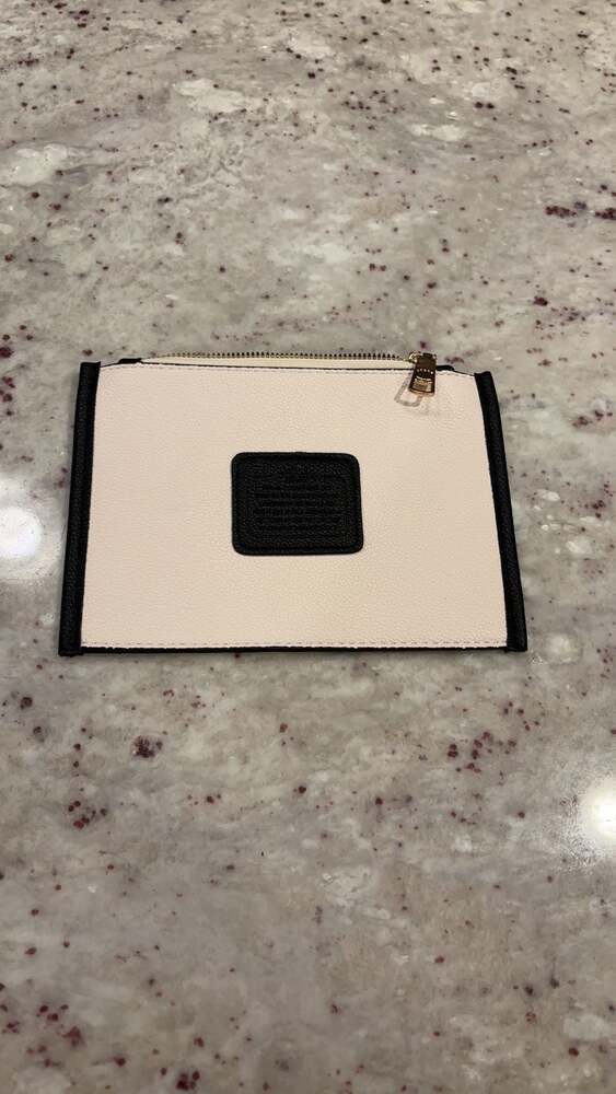 Coach F58035‎ Khaki/Black Corner Zip  in Signature Canvas